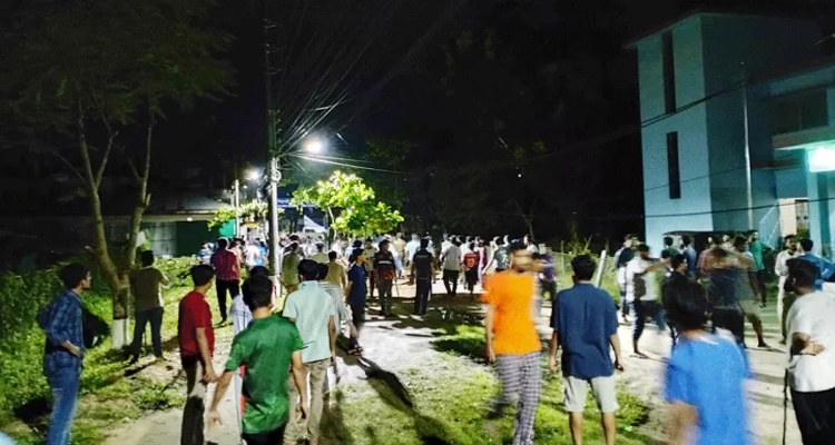 মধ্যরাতে সিকৃবিতে শিক্ষার্থীদের সঙ্গে ছাত্রদলের সংঘর্ষ