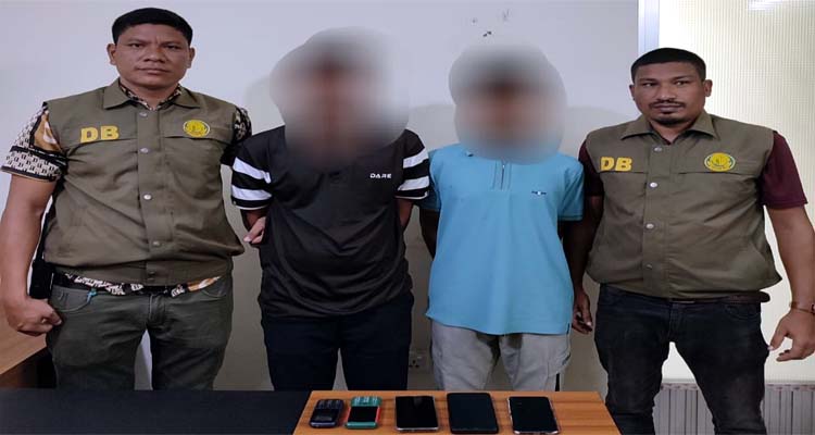 <span style='color:#ff0000;font-size:18px;'>যেভাবে হাতিয়ে নিতেন টাকা</span> <br/> সিলেটে প্রতারক চক্রের দুই মূলহোতা গ্রেফতার,