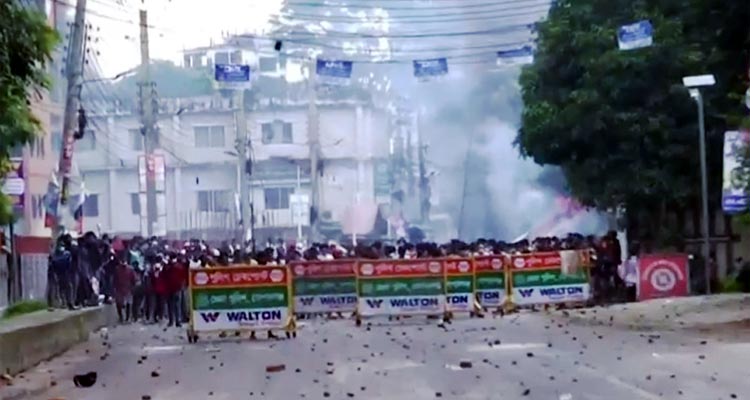 গোপালগঞ্জে সংঘর্ষে নিহত অন্তত ৪