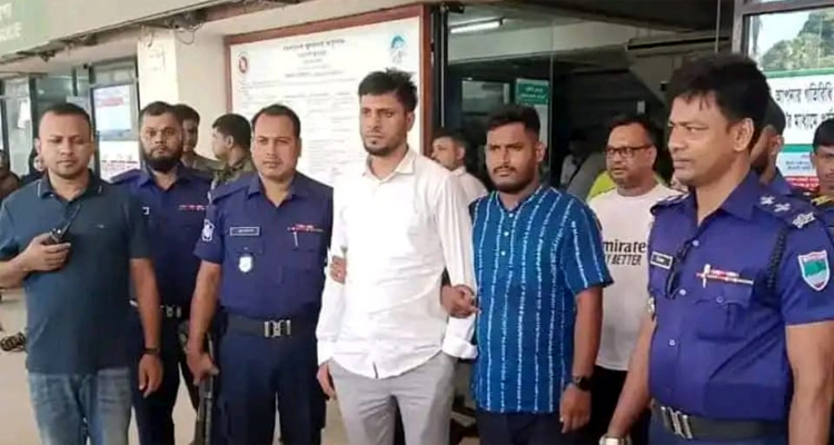 ভারতে পালানোর সময় মৌলভীবাজার জেলা ছাত্রলীগ নেতা সামাদ আটক