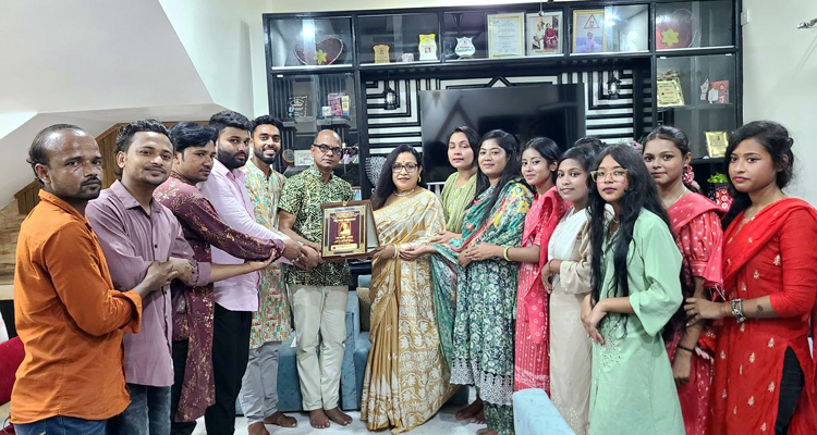 ২৬ মে ‘জাতীয় ধামাইল দিবস’ ঘোষণার দাবিতে চুনারুঘাটের গণস্বাক্ষর কর্মসূচি উদ্বোধন