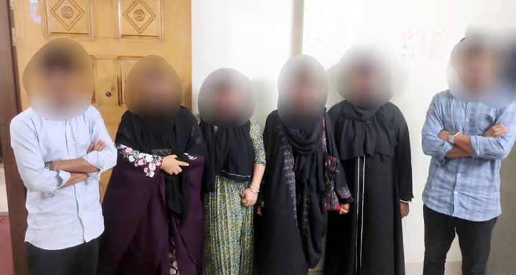 সিলেটে অসামাজিক কার্যকলাপে ৬ তরুণ-তরুণী আটক