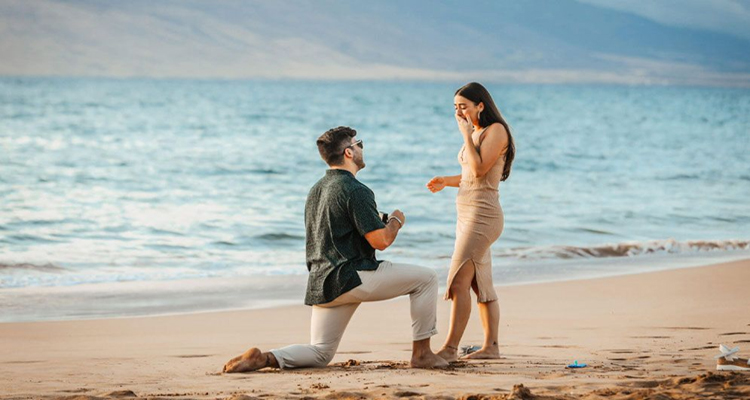 সাত বছর ধরে ৪৩ বার ৩ সন্তানের জননীকে বিয়ের প্রস্তাব