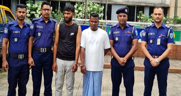 বড়লেখায় দুর্ধর্ষ ছিনতাইয়ের ঘটনায় গ্রেপ্তার ২: টাকা ও মোবাইল উদ্ধার