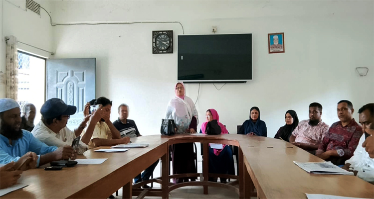 মব সৃষ্টি ও অপপ্রচার রোধে সাংবাদিকদের সহযোগিতা চাইলেন শিক্ষকরা