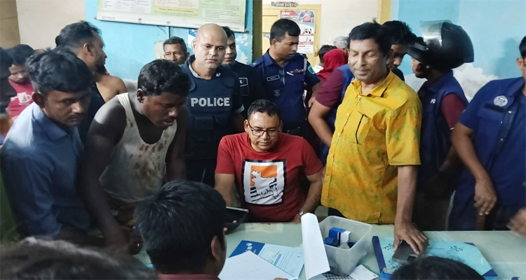 মাধবপুরে দুই গ্রুপের সংঘর্ষে ওসিসহ শতাধিক আহত