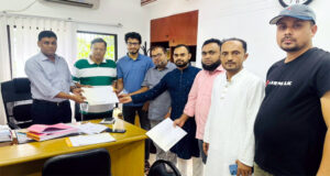 সিলেট চেম্বারের পরিচালক পদে মনোনয়ন পত্র সংগ্রহ করলেন জিয়াউল হক