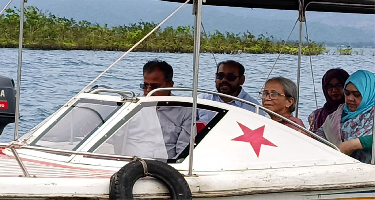 তাহিরপুরে ৫ জনকে আটকের নির্দেশনা দিলেন মৎস্য উপদেষ্টা