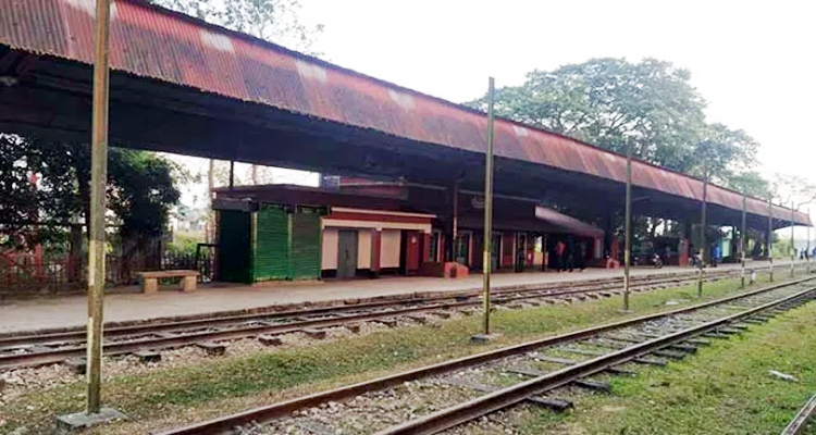 ছাতকের ব্যবসা-বাণিজ্যে ফিরছে প্রাণ, চালু হচ্ছে রেললাইন