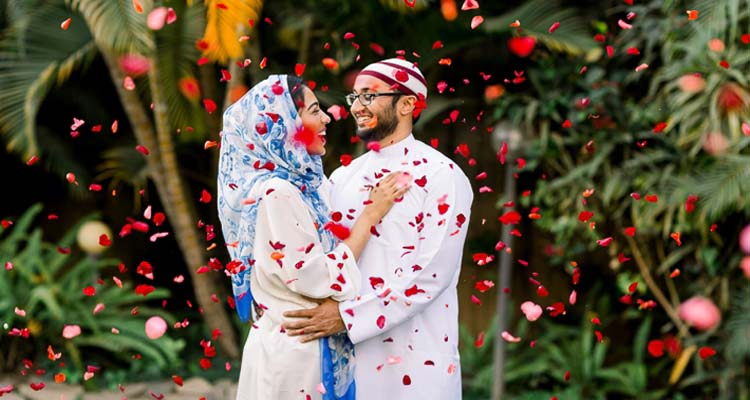 দাম্পত্য জীবনে সুখী হওয়ার সেরা ১০ উপায়