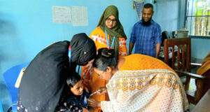 শিশু শিক্ষা একাডেমিতে টাইফয়েড টিকাদান কর্মসূচি অনুষ্ঠিত
