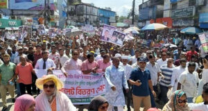 সুনামগঞ্জে তারেক রহমানের ৩১ দফা লিফলেট বিতরণে নুরুল