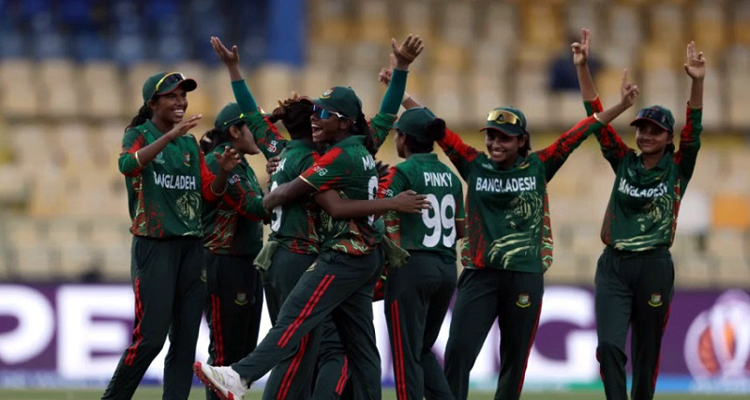 নারী ওয়ানডে বিশ্বকাপে টস জিতে ব্যাটিংয়ে বাংলাদেশ