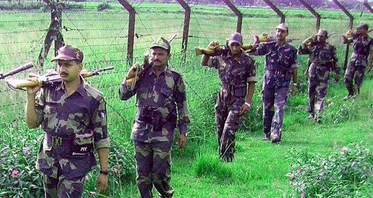 ভারত কেন বাংলাদেশের সীমান্তে সামরিক উপস্থিতি বাড়াচ্ছে