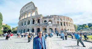 হিংস্র প্রাণী ও মানুষের লড়াইয়ের স্মৃতিচিহ্ন