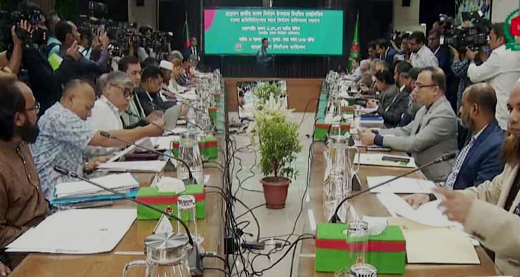 জামায়াত-এনসিপিসহ ৬ দলের সঙ্গে সংলাপে বসেছে ইসি