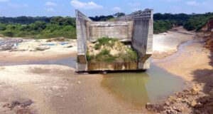 মাধবপুরে কোটি টাকার সেতু অচল: ঝুঁকিতে ১২ হাজার মানুষ