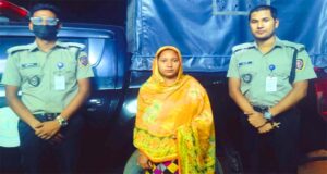 মাধবপুরে ইয়াবাসহ নারী আটক, স্বামী পলাতক