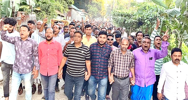 কামরুলকে বিএনপির মনোনয়নে পুনর্বিবেচনার দাবিতে বিক্ষোভ