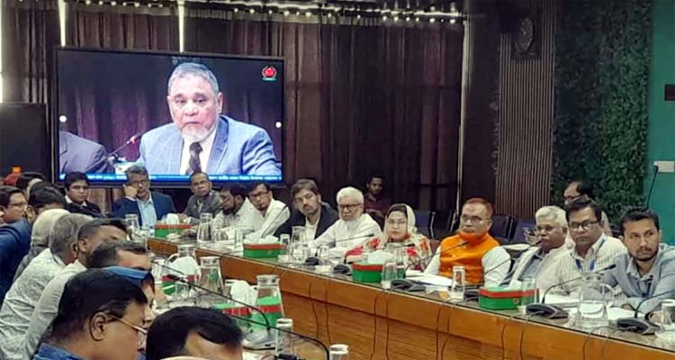 পর্যবেক্ষকদের চোখ দুষ্টু হলে নির্বাচন সুষ্ঠু হবে না: সিইসি