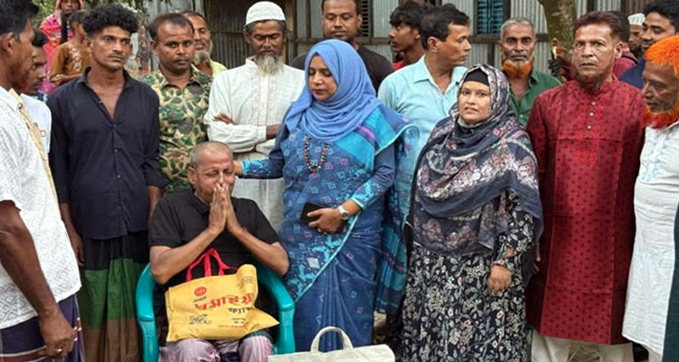 মালয়েশিয়ায় ১৮ বছর ‘নিখোঁজ’, দেশে ফিরে দেখেন বাবা-মা নেই, স্ত্রী অন্যের সংসারে