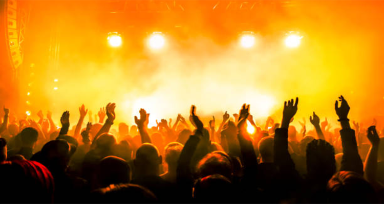 হাশরের মাঠে আরশের ছায়া পাবেন যারা