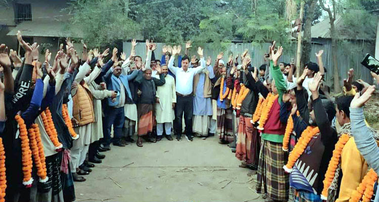 বিএনপিতে যোগ দিলেন জামায়াতের ২১ নেতাকর্মী