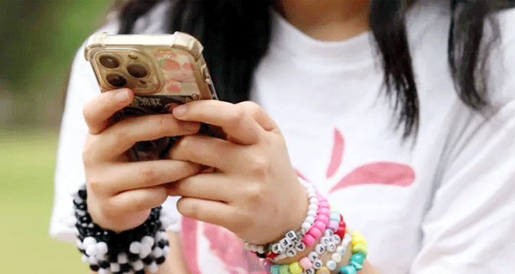 সামাজিক মাধ্যম ব্যবহার নিষিদ্ধ করা প্রথম দেশ অস্ট্রেলিয়া