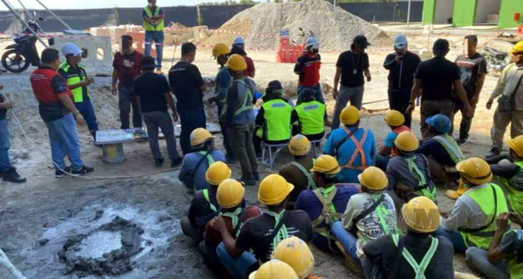 মালয়েশিয়ায় বাংলাদেশিসহ ৫৬ অভিবাসী গ্রেফতার