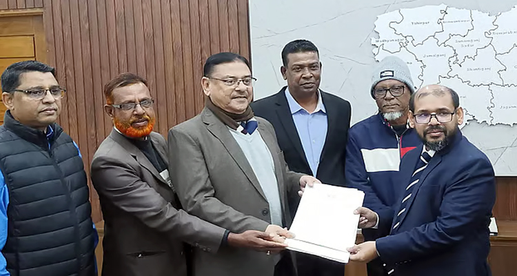 সুনামগঞ্জ-৪ আসনে মনোনয়নপত্র জমা দিলেন জয়নুল জাকেরীন