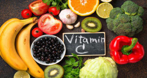 অতিরিক্ত ভিটামিন সি শরীরের জন্য কেন ক্ষতিকর?