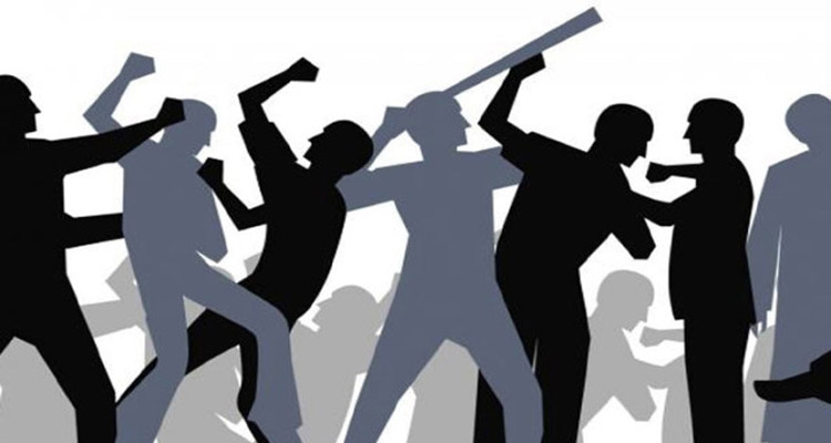 বিশ্বম্ভরপুরে খাটাখালি বাজারে দুই পক্ষের সংঘর্ষ