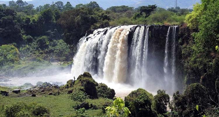 নাইলের সাত প্রপাত: পাথর ছিন্ন করা এক সভ্যতার গল্প