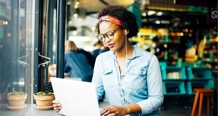 ফ্রিল্যান্সার হওয়ার কথা ভাবছেন?