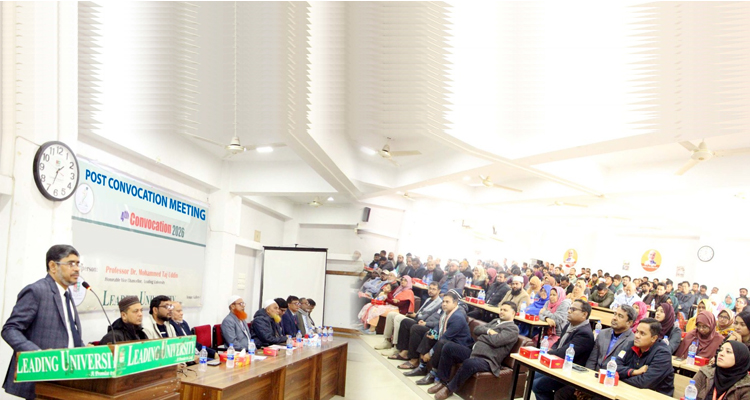 <span style='color:#ff0000;font-size:18px;'>উপাচার্য প্রফেসর ড. মোহাম্মদ তাজ উদ্দিন</span> <br/> সম্মিলিত সহযোগিতায় সমাবর্তন সফল হয়েছে