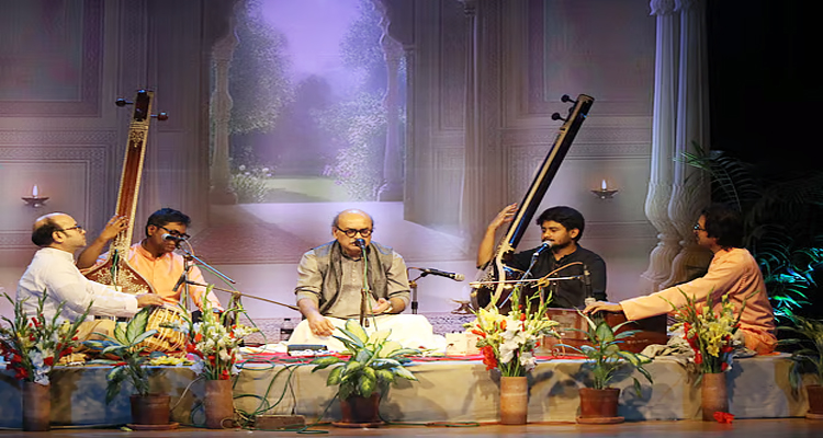 সুরে ফিরল ছায়ানট