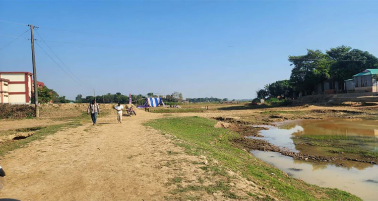 হাওরে সেচ সংকটে ৬০০ একর জমি অনাবাদি থাকার আশঙ্কা