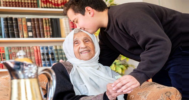 <span style='color:#ff0000;font-size:18px;'>কোরআনের বাণী</span> <br/> মা বাবার সাথে সদয় ব্যবহার করো