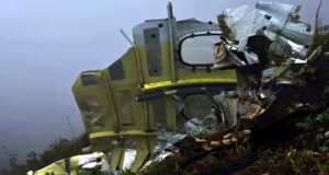 ইন্দোনেশিয়ায় পাহাড়ে বিমান বিধ্বস্ত, নিখোঁজ ১১