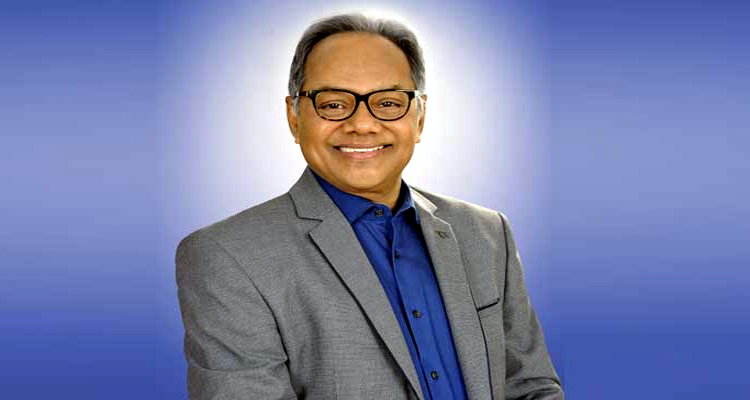 রঙের আলোয় আলোকিত দিন