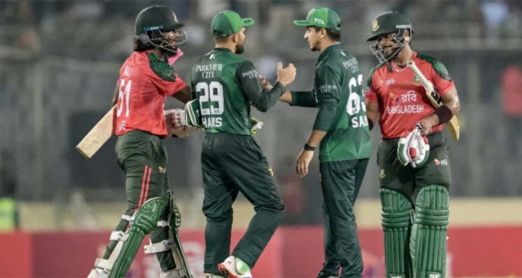 বিশ্বকাপে ভারত ম্যাচ বয়কটের ভাবনায় পাকিস্তান