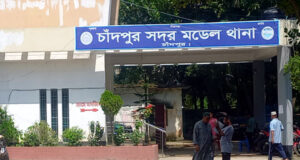 নিজ দলের ৫ কর্মীকে পুলিশে দিলেন নবনির্বাচিত এমপি