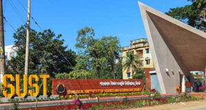 শাবিতে শিক্ষক নিয়োগে অনিয়মের প্রতিবাদে ক্লাস-পরীক্ষায় ফিরছেনা শিক্ষার্থীরা