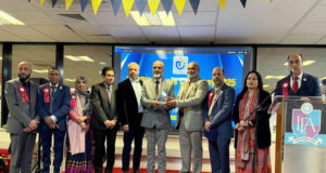 লন্ডনে ‘বেস্ট ফিচার রাইটার’ সম্মাননা পেলেন মনসুর নোমান