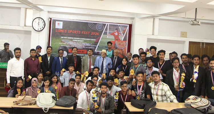 <span style='color:#ff0000;font-size:18px;'>দানবীর ড. সৈয়দ রাগীব আলী</span> <br/> খেলাধুলা মানুষের মন ও শরীর ভালো রাখে