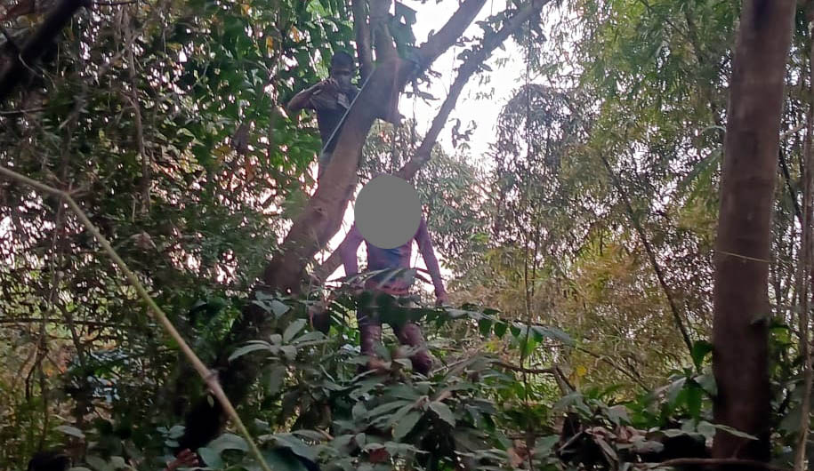 নবীগঞ্জে জঙ্গল থেকে ঝুলন্ত মরদেহ উদ্ধার
