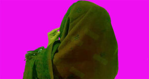 আজানের সময় নারীর মাথা ঢাকা কি জরুরি?