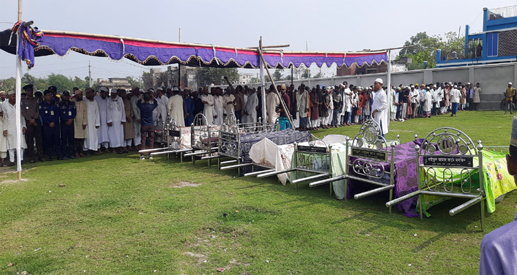 পরিবারের ৮ সদস্যকে নিয়ে একসঙ্গে চিরঘুমে বাড়ির অভিভাবক