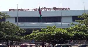 মধ্যপ্রাচ্যে উত্তেজনা, শাহ আমানতে ২৫ ফ্লাইট বাতিল