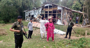 <span style='color:#ff0000;font-size:18px;'>ছাতক ইউএনও ডিপ্লোম্যাসি চাকমা</span> <br/> কোন অবস্থাতেই আইন নিজের হাতে তুলে নেয়া যাবে না